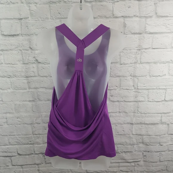 Alo Racerback Yoga Athletic Tank - Picture 7 of 9